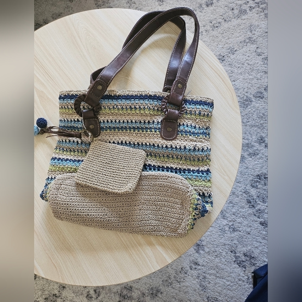 White Stag Stiped Women's Chic Crochet purse-shoulder-bags. - Picture 3 of 11